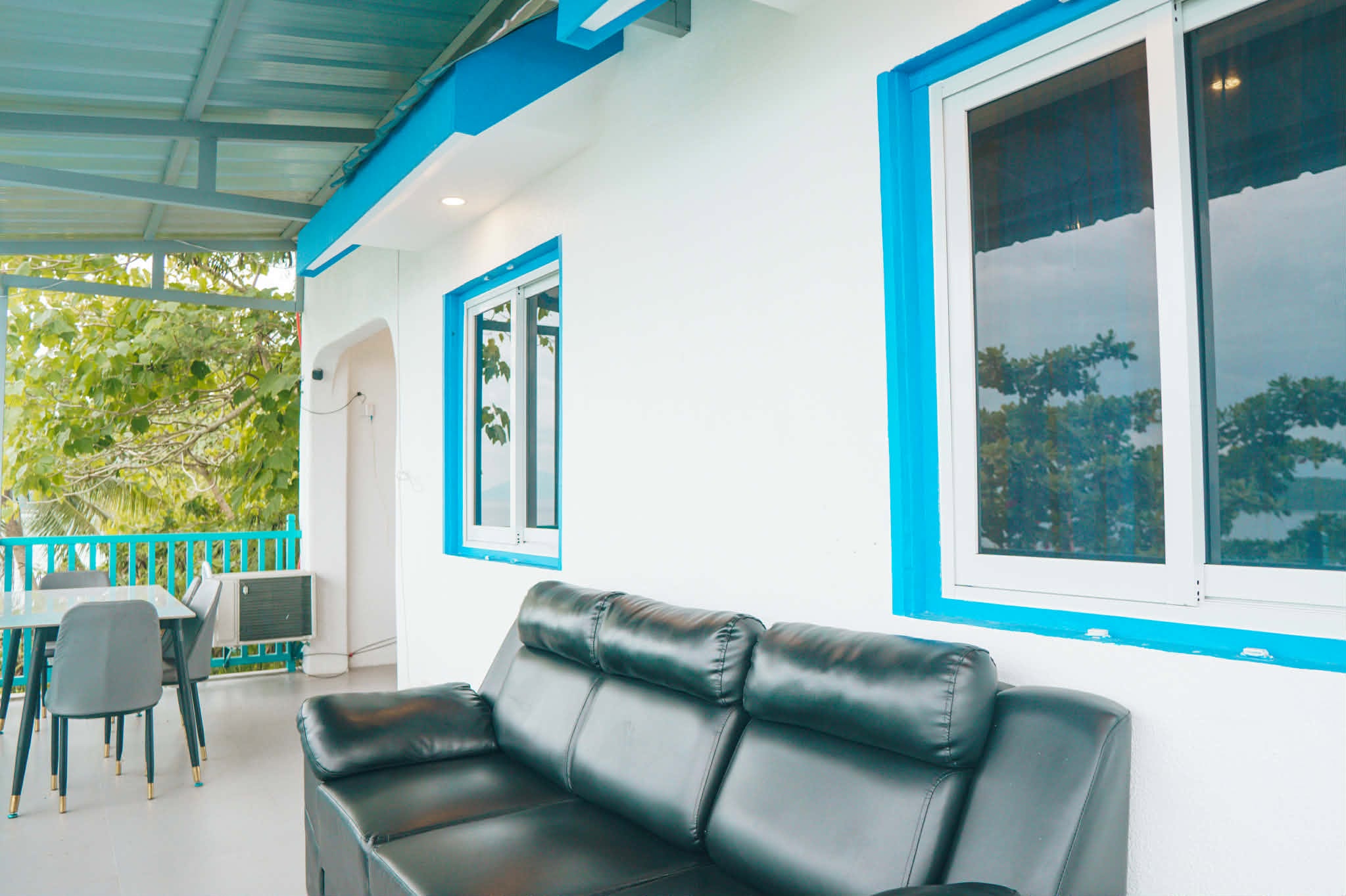 Level 3 Balcony Terrace